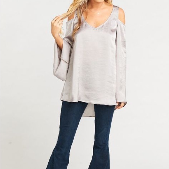 Show Me Your MuMu Tops - 🌟NWT🌟Mumu shoulder boo tunic
